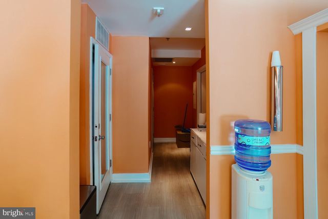 1735 CLARENDON BLVD, Arlington, VA 22209