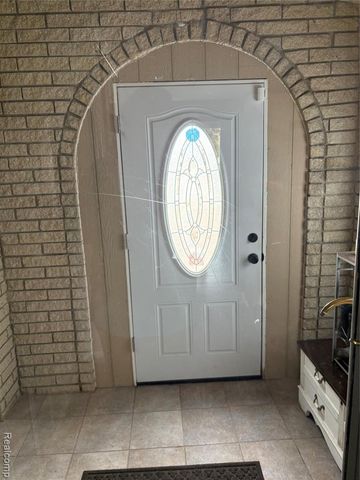 47825 N Chrys Road, Macomb, MI 48044