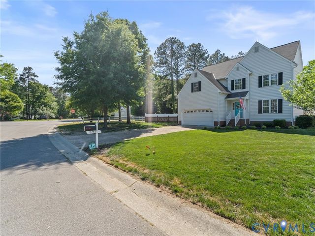 10755 Ashcake Station Pl, Hanover, VA 23116