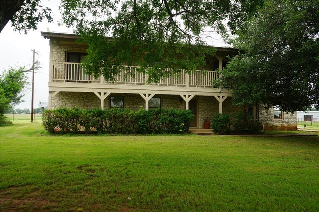 1454 Red Town RD, Elgin, TX 78621