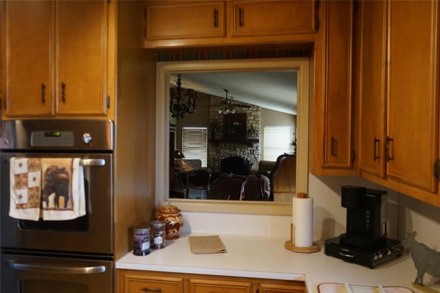 1454 Red Town RD, Elgin, TX 78621