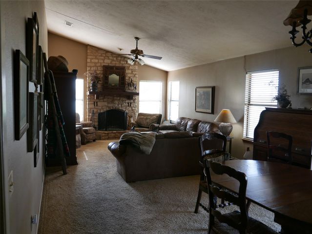 1454 Red Town RD, Elgin, TX 78621