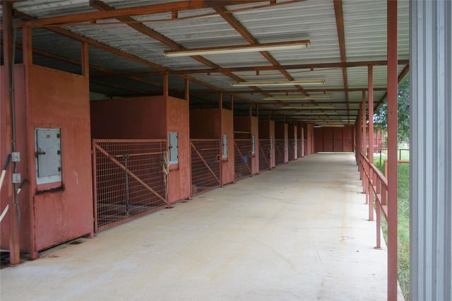 1454 Red Town RD, Elgin, TX 78621