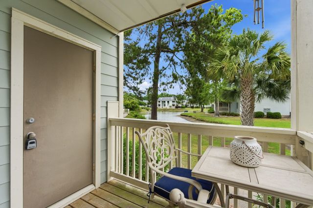 1481 Center Street Ext Apt 205, Mount Pleasant, SC 29464