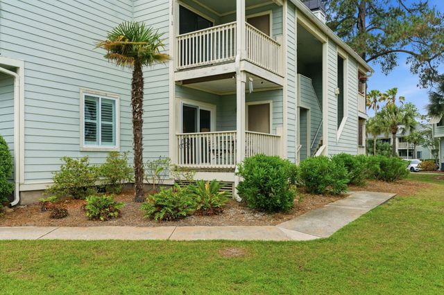 1481 Center Street Ext Apt 205, Mount Pleasant, SC 29464