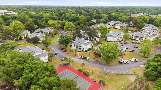 1481 Center Street Ext Apt 205, Mount Pleasant, SC 29464