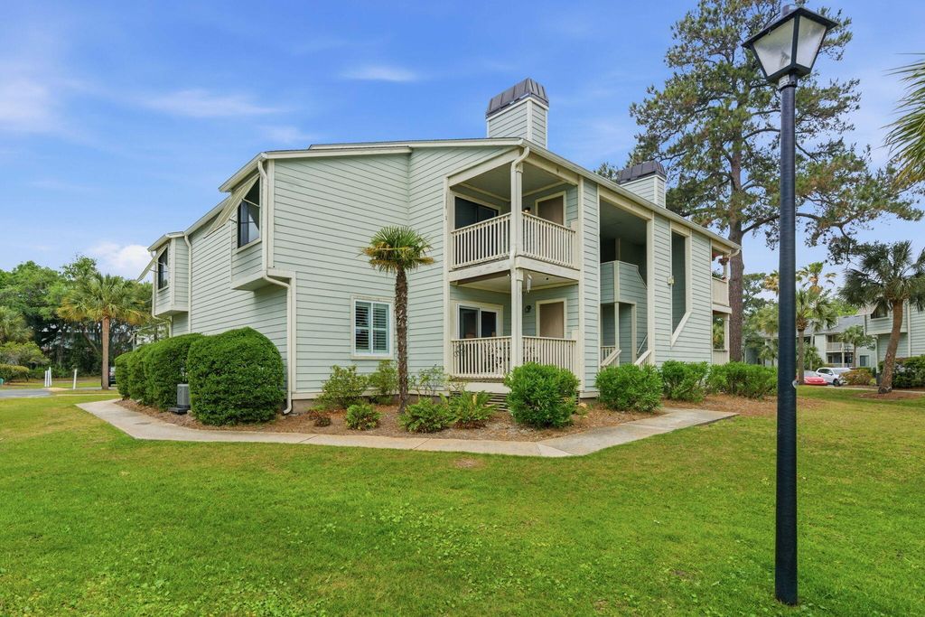 1481 Center Street Ext Apt 205, Mount Pleasant, SC 29464