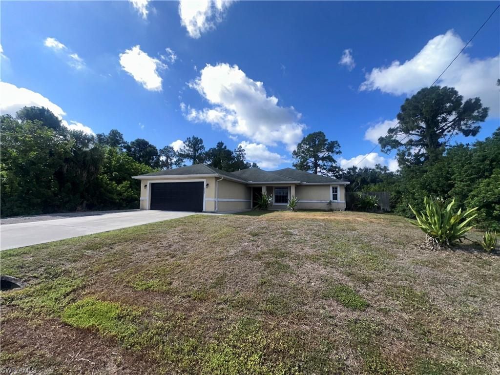 2905 20th ST W, LEHIGH ACRES, FL 33971 — exterior