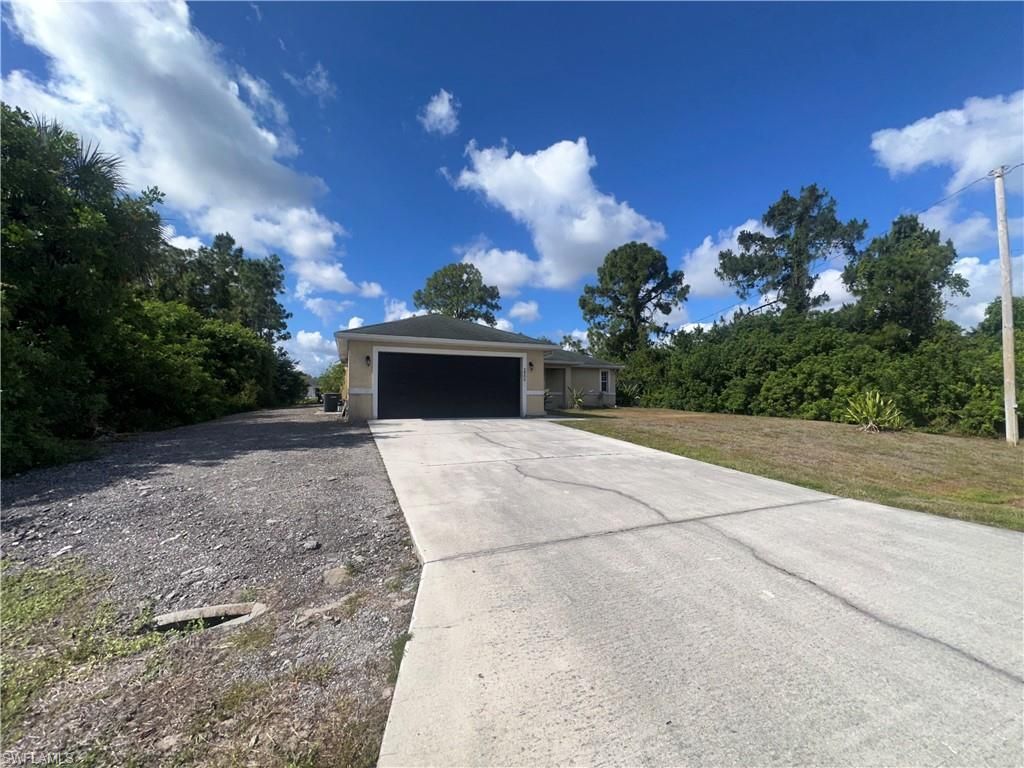 2905 20th ST W, LEHIGH ACRES, FL 33971 — photo 2