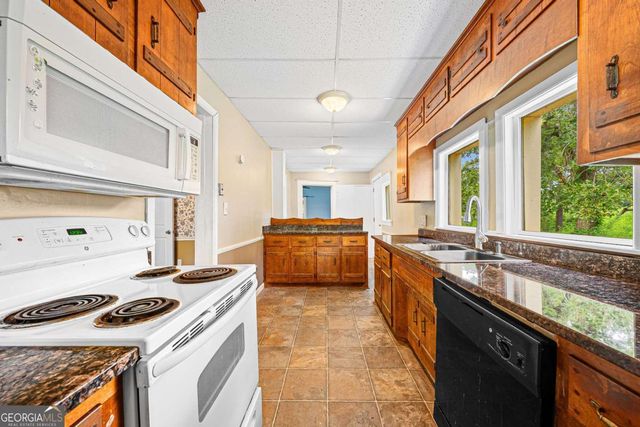 1022 Jones Ferry Road, Elberton, GA 30635