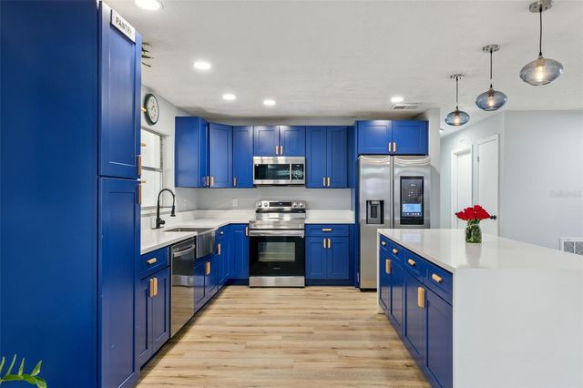 549 IRIS STREET, Altamonte Springs, FL 32714