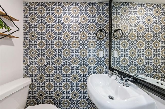 549 IRIS STREET, Altamonte Springs, FL 32714