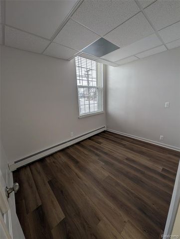 496 W Ann Arbor Trail, Plymouth, MI 48170