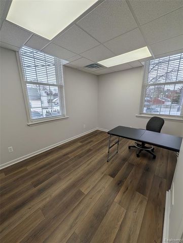 496 W Ann Arbor Trail, Plymouth, MI 48170