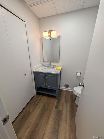 496 W Ann Arbor Trail, Plymouth, MI 48170