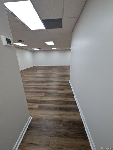 496 W Ann Arbor Trail, Plymouth, MI 48170