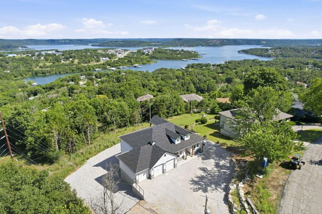 24 Hickory Drive, Kimberling City, MO 65686