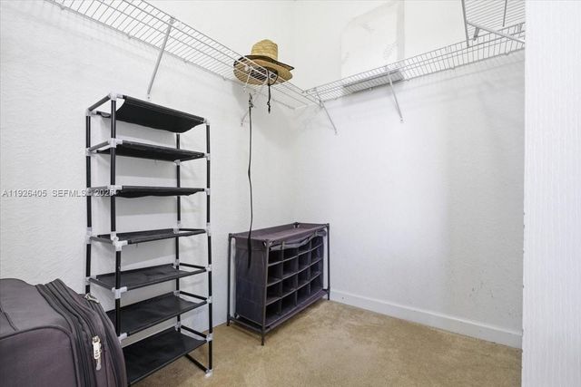 15369 SW 8th Ln, Miami, FL 33194