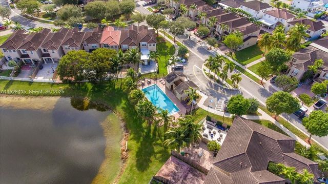 15369 SW 8th Ln, Miami, FL 33194