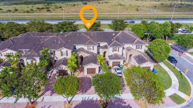 15369 SW 8th Ln, Miami, FL 33194