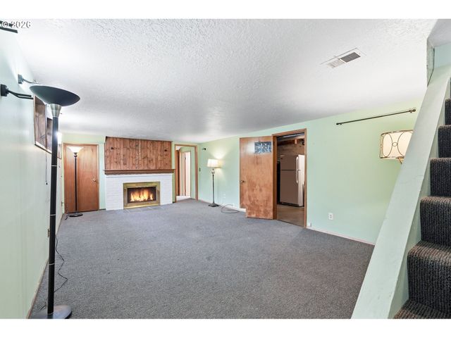 7710 N WASHBURNE Ave, Portland, OR 97217