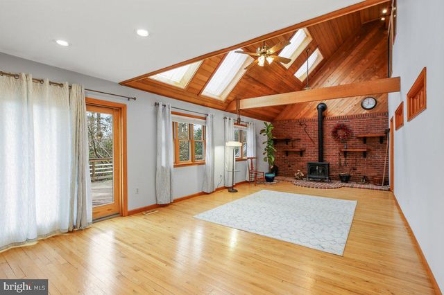 12 WHITE OAK LN, Little Egg Harbor Twp, NJ 08087