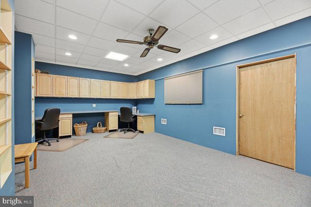 12 WHITE OAK LN, Little Egg Harbor Twp, NJ 08087