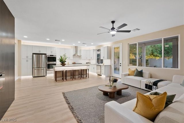 1662 Ravanusa Drive, Henderson, NV 89052