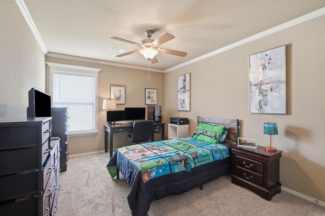 1107 Crossing Loop, Bryant, AR 72022