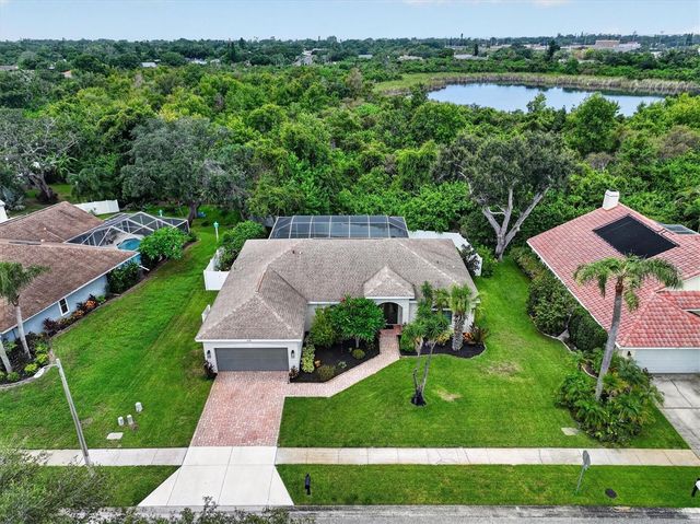 714 HIDDEN LAKE DRIVE, Tarpon Springs, FL 34689