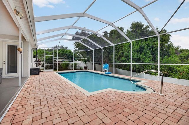 714 HIDDEN LAKE DRIVE, Tarpon Springs, FL 34689