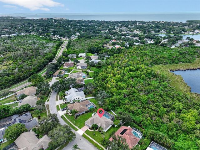 714 HIDDEN LAKE DRIVE, Tarpon Springs, FL 34689