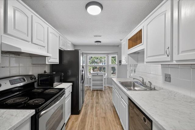 132 Mohican Circle, Summerville, SC 29483