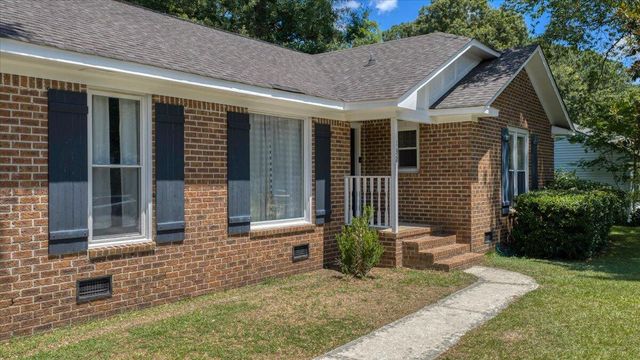 132 Mohican Circle, Summerville, SC 29483