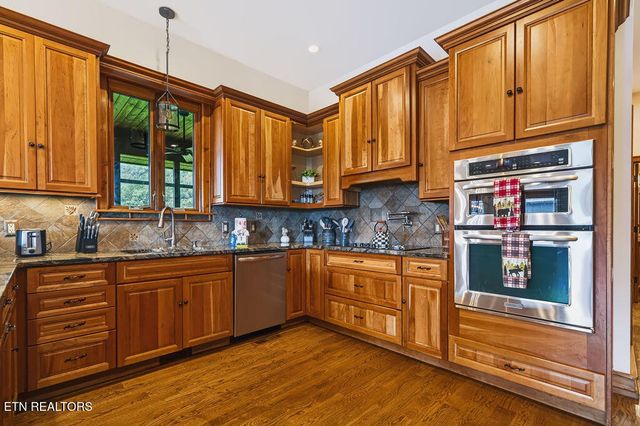 1441 Mountain Ash Way, Sevierville, TN 37876