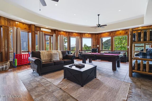 1441 Mountain Ash Way, Sevierville, TN 37876