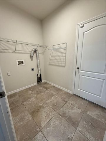 624 SPANISH PINE ROAD, Davenport, FL 33837