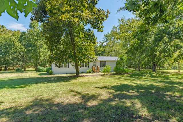 5085 Flat Creek Rd, Spring Hill, TN 37174