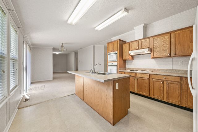 5085 Flat Creek Rd, Spring Hill, TN 37174