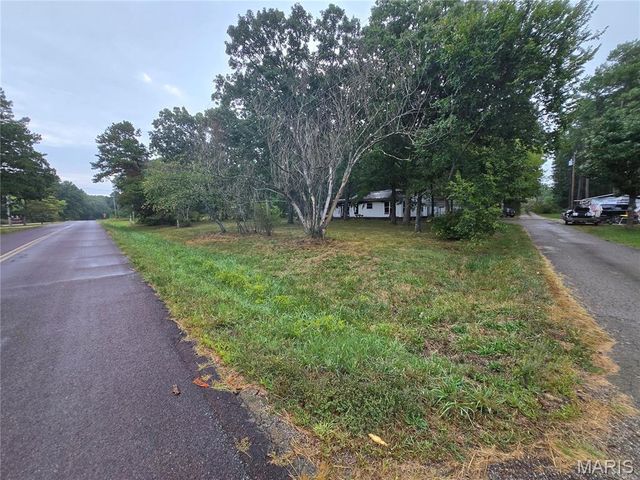10021 Lark Road, Potosi, MO 63664