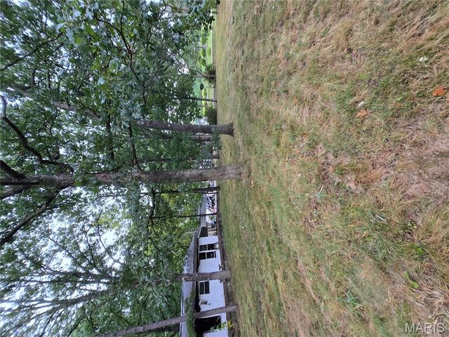 10021 Lark Road, Potosi, MO 63664