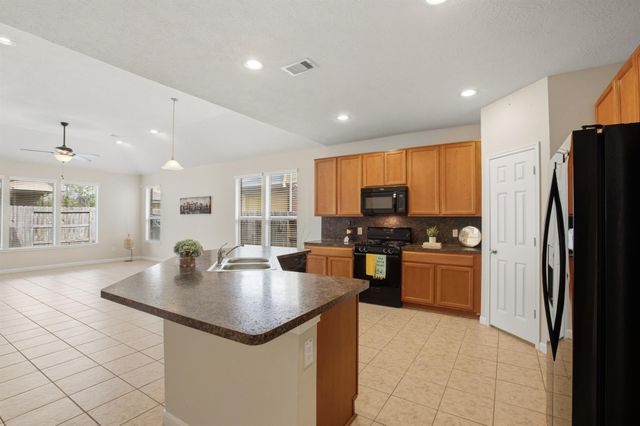 11103 Avery Oaks Lane, Richmond, TX 77406