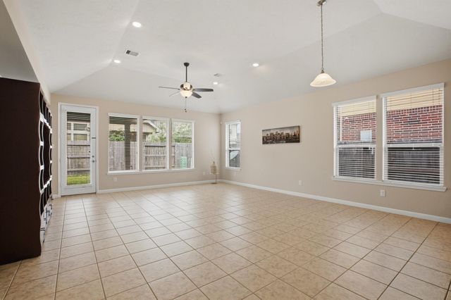 11103 Avery Oaks Lane, Richmond, TX 77406