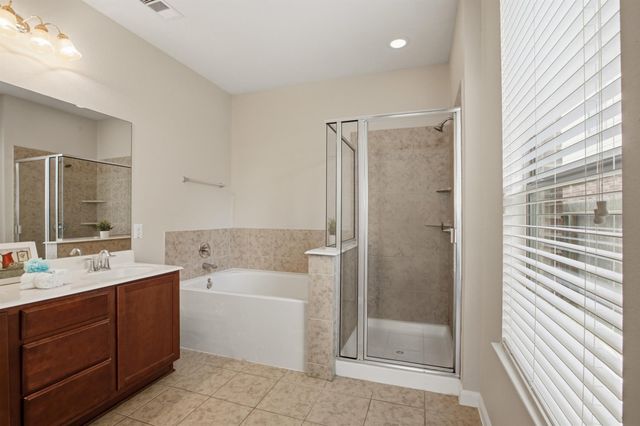 11103 Avery Oaks Lane, Richmond, TX 77406