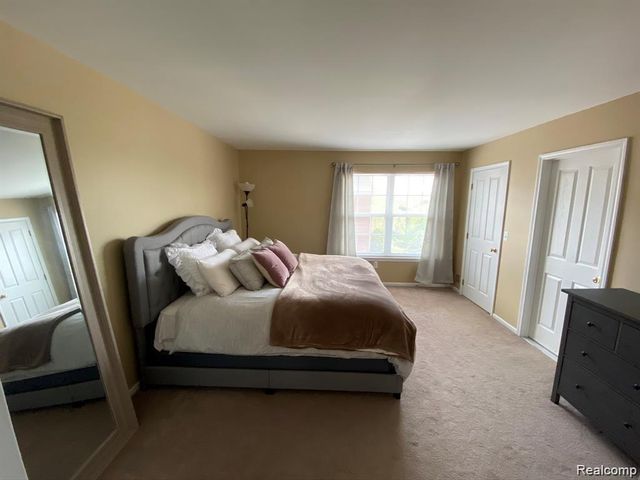 25322 Saint James, Southfield, MI 48075