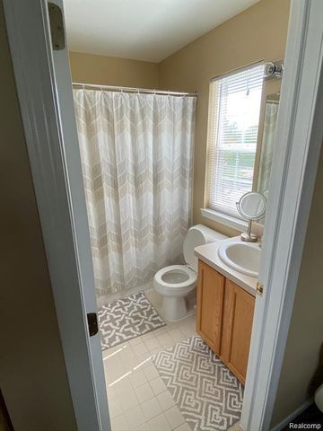 25322 Saint James, Southfield, MI 48075