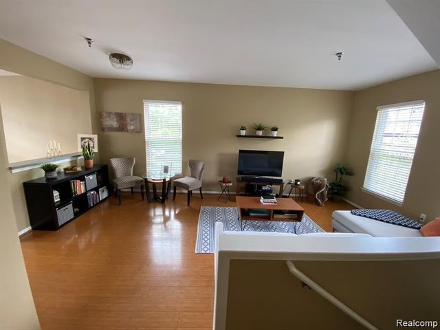 25322 Saint James, Southfield, MI 48075