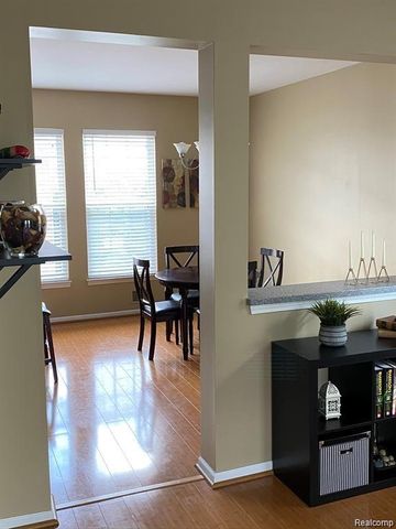 25322 Saint James, Southfield, MI 48075