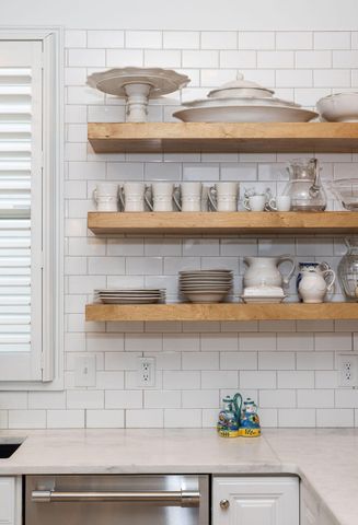 281 N Shelmore Boulevard, Mount Pleasant, SC 29464