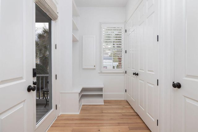 281 N Shelmore Boulevard, Mount Pleasant, SC 29464